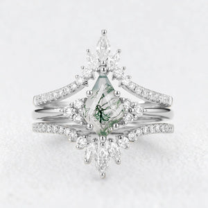 Victoria’s Crown | Kite Moss Agate Chevron Trilogy
