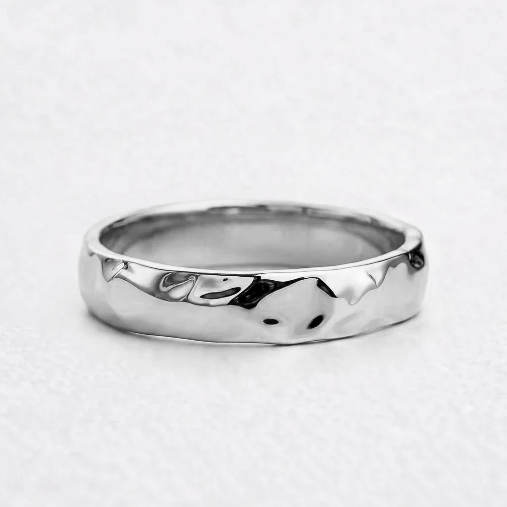 Liquid Flow | Unisex Wedding Band with Molten Texture