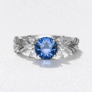 Stella‘s Folio | Blue Sapphire & Diamond Vine Engagement Ring.