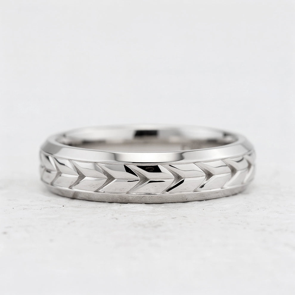 Wheat Circle | Polished Men’s Wedding Band.