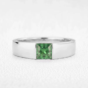 Orion’s Aurora | Princess-Cut Green Sapphire Men’s Band
