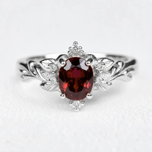 Aurora‘s Crimson | 1.5CT Oval Garnet Vintage Engagement Ring