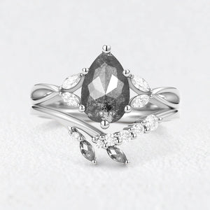 Isadora’s Twig | Pear Salt & Pepper Diamond Bridal Set 2pcs