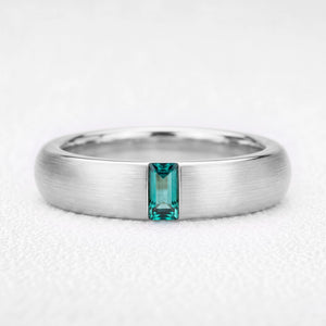 Marcus’s Keystone | Satin-Finished Emerald Men’s Band
