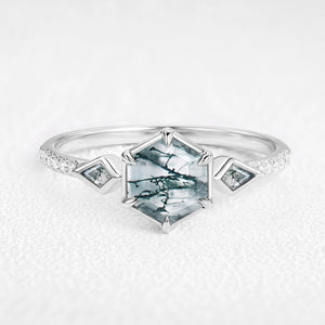 Beatrice‘s Hive | Hexagon Cut Moss Agate Bezel Engagement Ring
