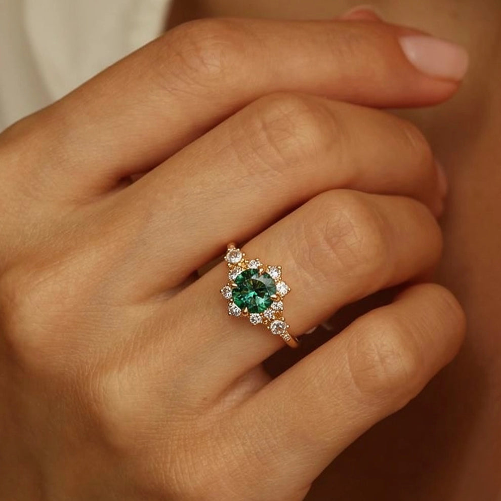 Aria’s Breeze | Round Green Sapphire Engagement Ring