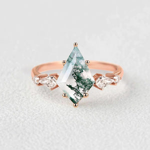 2.0ct Kite Moss Agate Five Stones Gold Engagement Ring.