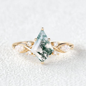 Unique Kite Cut Moss Agate Leafy Engagement Ring.