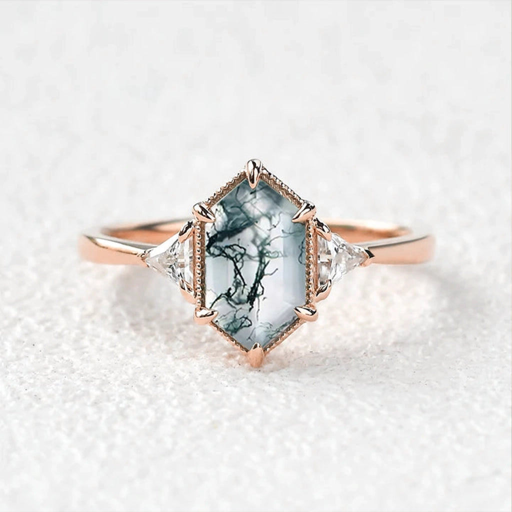 Vintage 1.5CT Geometric Moss Agate Three-Stone Ring.