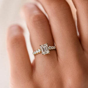 Audrey's Romance | 2CT Emerald Cut Moissanite Ring.