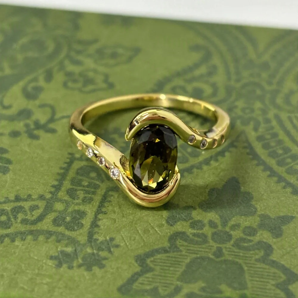 4CT Oval Cut Vintage Style Green Gemstone Ring