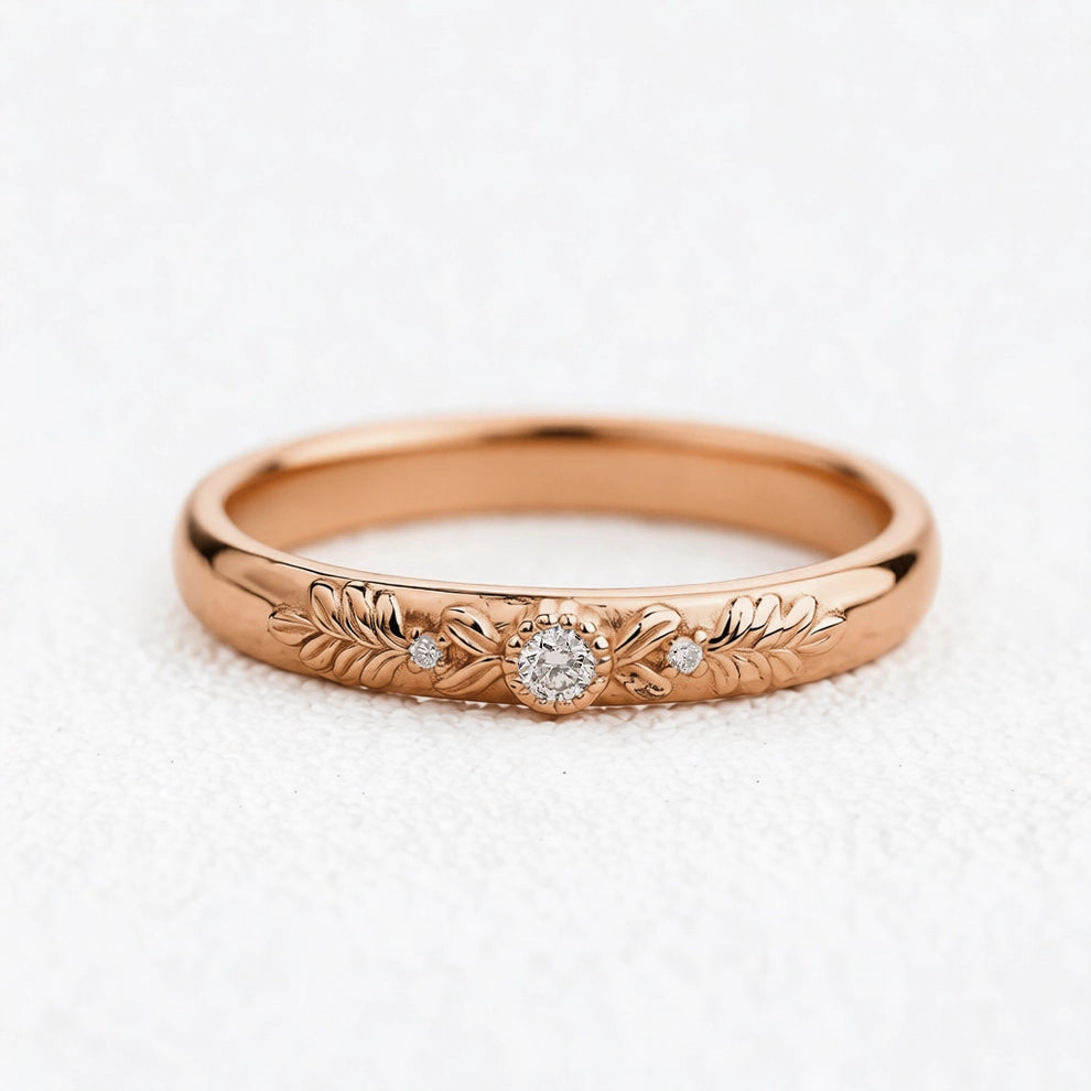 Ivy’s Wreath | Diamond Trio Wedding Band.