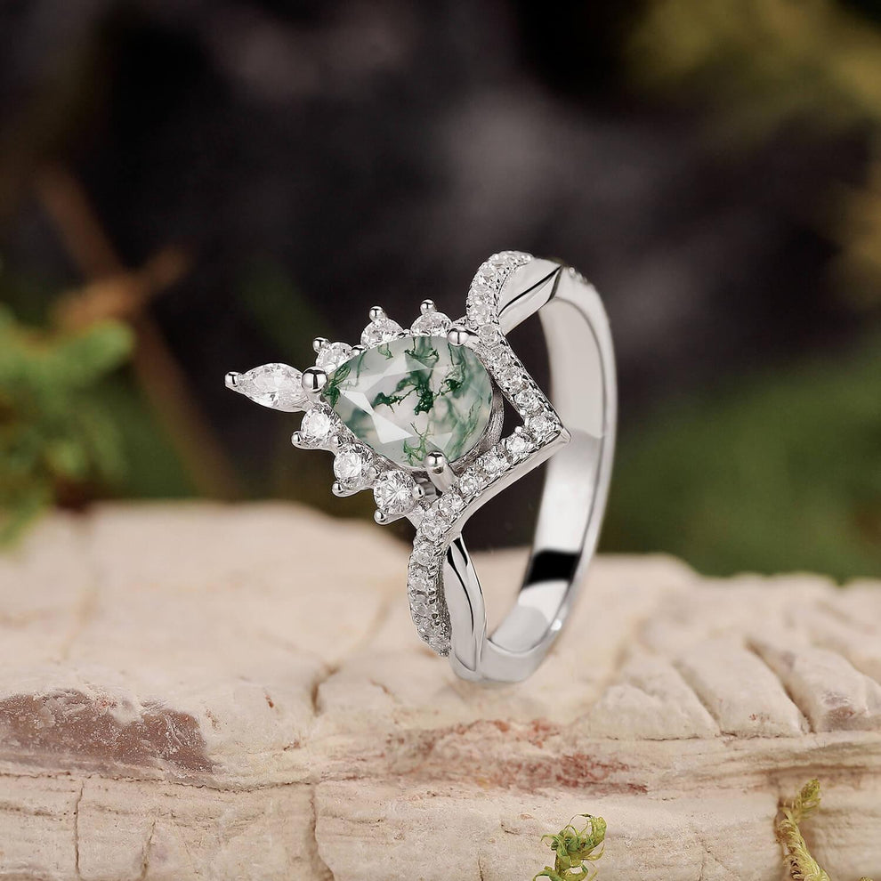 Pear Stack Moss Agate Leaf Engagement Ring Set.