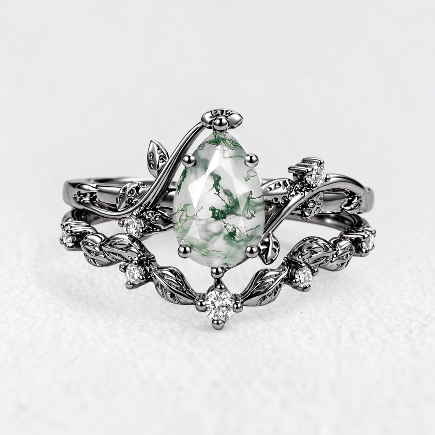 Hazel‘s Tangle | Pear Cut Moss Agate Vine Bridal Duo