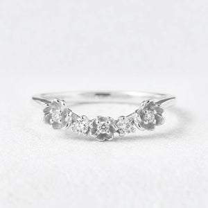 Flora’s Arc | Curved Diamond Flower Wedding Band.