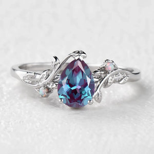 Iris’s Vine | Vintage Pear Alexandrite & Moonstone Bridal Set 2pcs.
