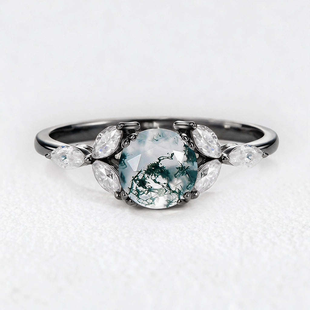 Lavinia‘s Stillness | Classic Round Cut Moss Agate Engagement Ring