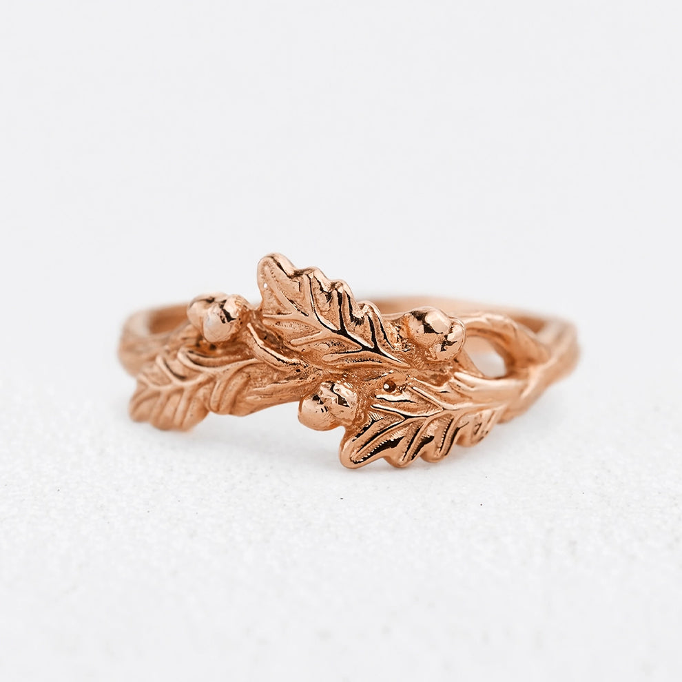 The Gentle Oak | Oak Leaf & Acorn Wedding Band.