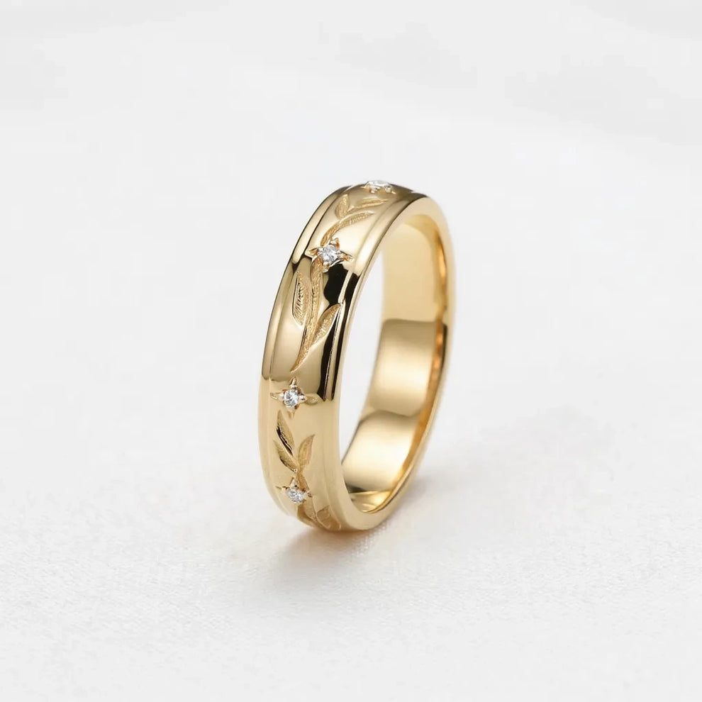 Laurel Triumph | Diamond Accent Men's Band.