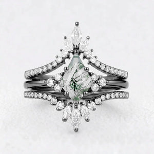 Victoria’s Crown | Kite Moss Agate Chevron Trilogy