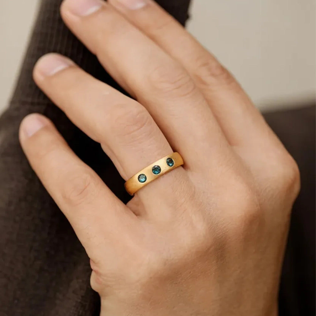 Shadow Peak | Round Lab-Grown Teal Sapphire Wedding Band.