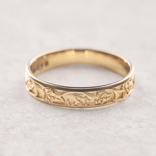 Atlas Vine | Ivy Classic Engraved Men's Wedding Band.