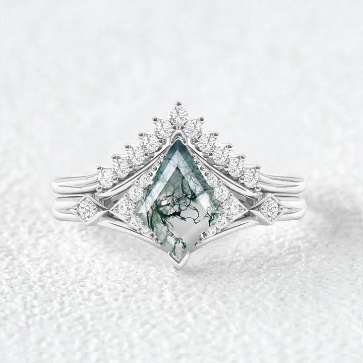 Kite Cut Moss Agate Art-Deco Gorgeous Engagement Ring Set 2pcs.