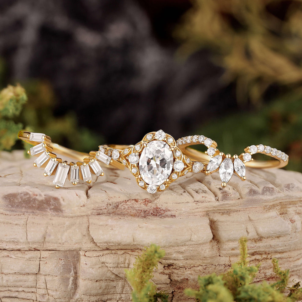 Victoria’s Coronet | Oval Cut Moissanite Sunflower Ring Set 3pcs.