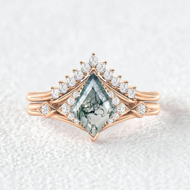 Kite Cut Moss Agate Art-Deco Gorgeous Engagement Ring Set 2pcs.