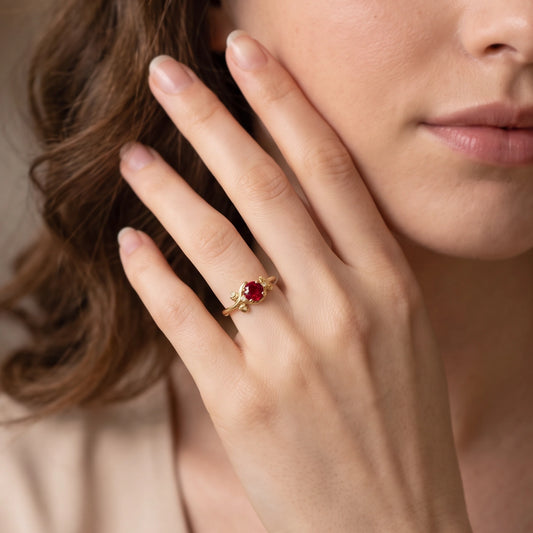 Vivienne’s Twig | Round Ruby Engagement Ring