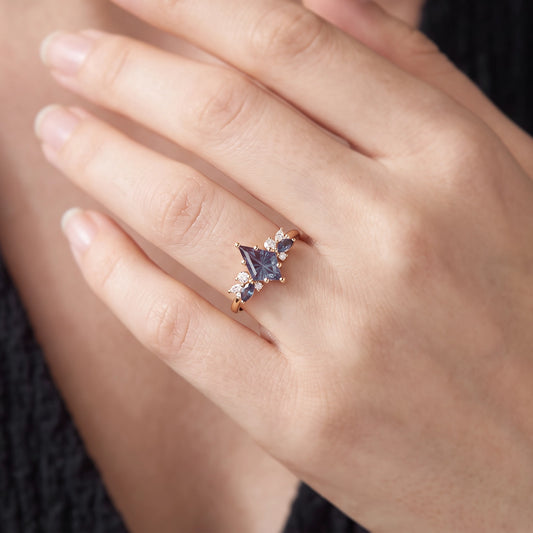 Alexandria’s Aurora | Kite Fantasy-Cut Alexandrite Cluster Engagement Ring