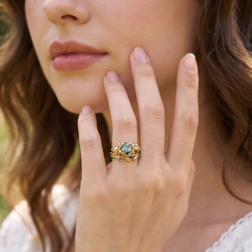 Genevieve’s Verdant | Oval Moss Agate Foliage Vintage Bridal Duo