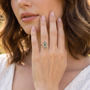 Hazel‘s Wildwood | Kite Moss Agate Chevron Bridal Duo