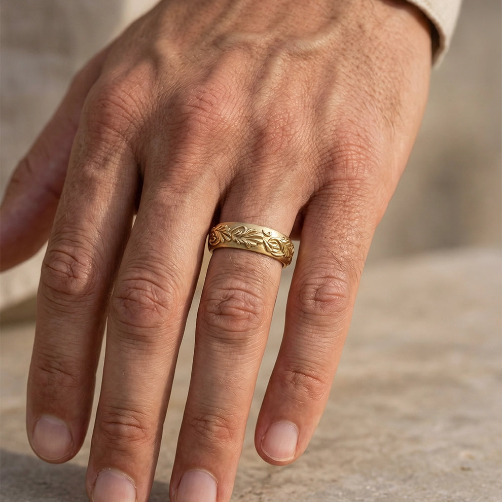 Arthur’s Oak | Timeless Noble Wedding Band.