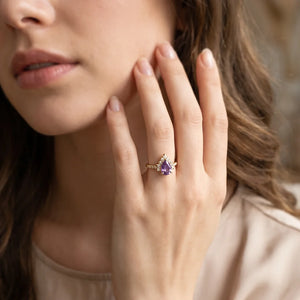 Violet’s Twilight | Classic Amethyst Engagement Ring