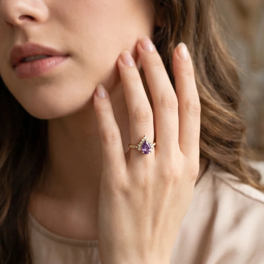 Violet’s Twilight | Classic Amethyst Engagement Ring