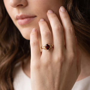 Aurora‘s Crimson | 1.5CT Oval Garnet Vintage Engagement Ring