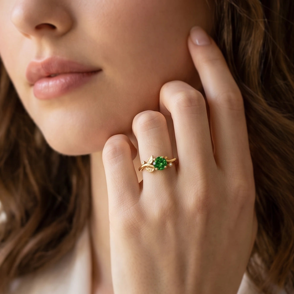 Ariadne’s Twine | Round Natural Emerald & Organic Vine Ring.