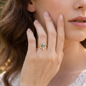 Genevieve’s Garden | Round Moss Agate Leafy Bridal Set 2pcs