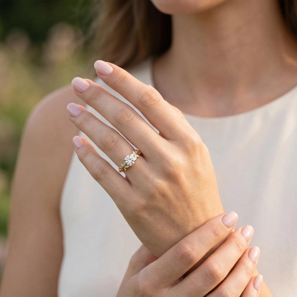 Flora’s Sprig | 1CT Round Cut Diamond Leafy Engagement Ring