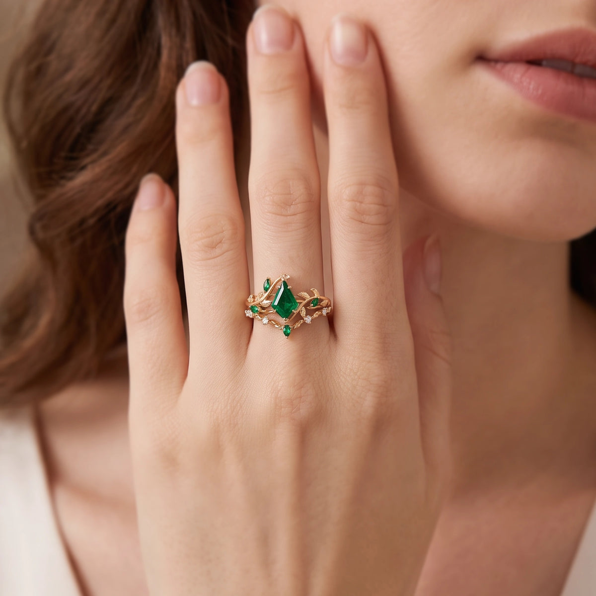 Daphne’s Vine | Kite Cut Emerald Foliage Bridal Duo