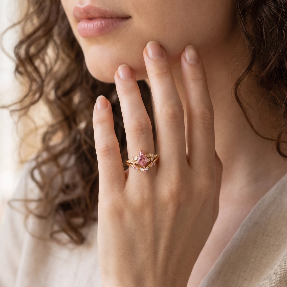 Peony’s Bloom | Kite Pink Sapphire Bridal Set 2pcs