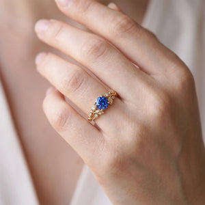 Miranda’s Chaplet | Round-Cut Blue Sapphire Foliage Vintage Engagement Ring