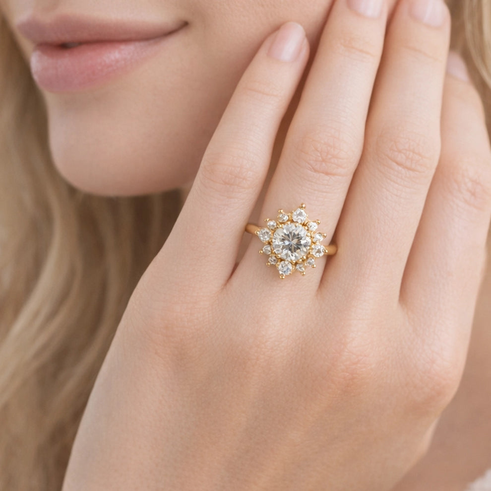 Astra Memoria | Lab Grown Diamond Halo Engagement Ring.