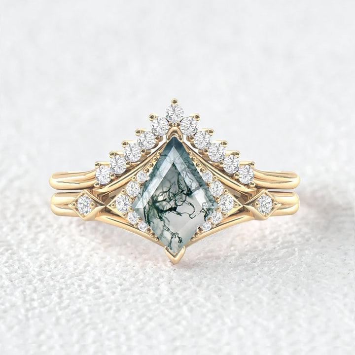 Kite Cut Moss Agate Art-Deco Gorgeous Engagement Ring Set 2pcs.