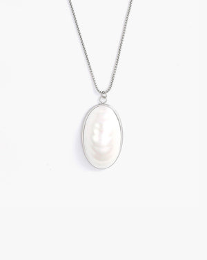 French Oval Baroque Pearl Pendant Necklace