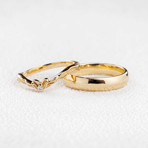Cordelia’s Duet | Curved Diamond & Classic Band Couple Wedding Set