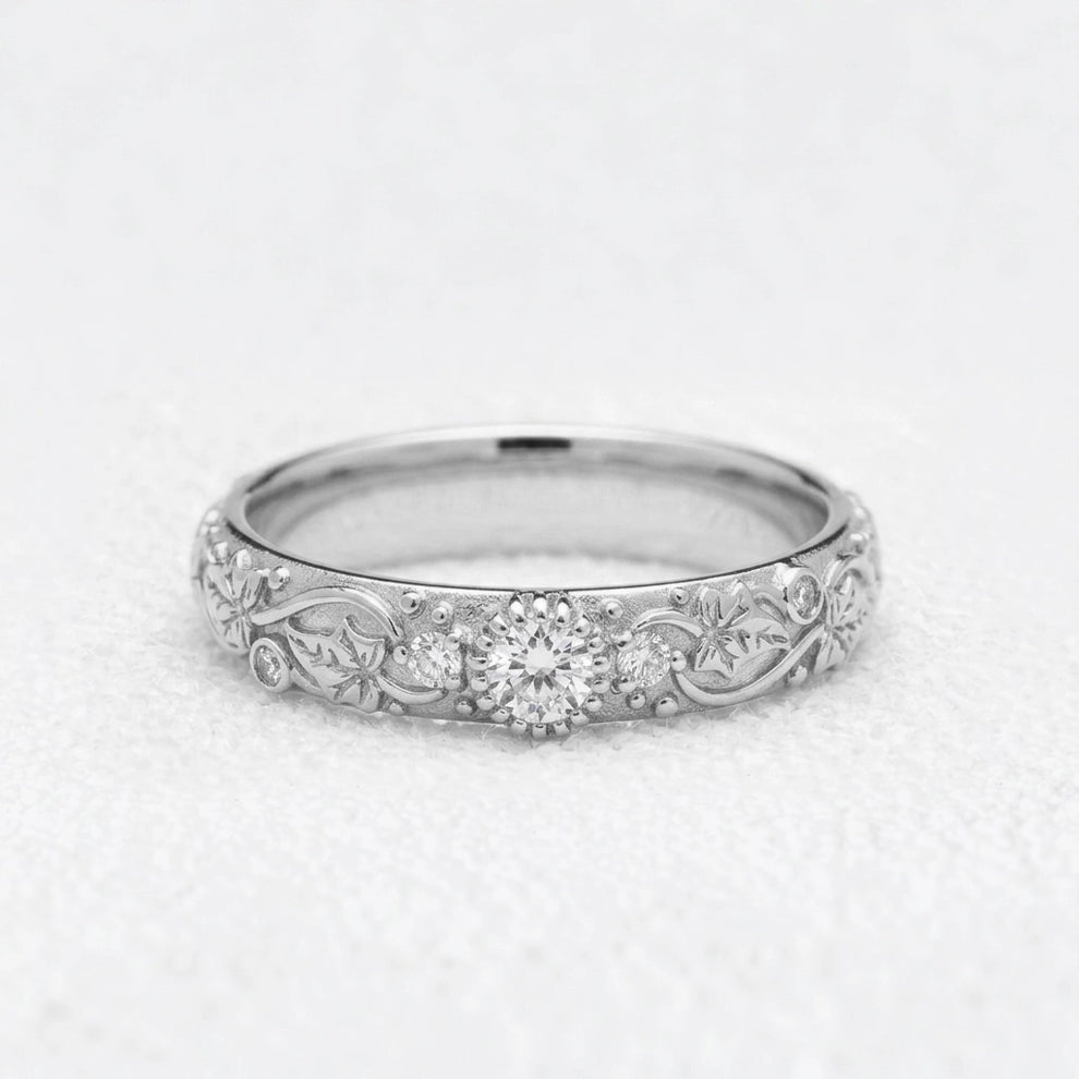 Ivy’s Twinkle | Diamond & Ivy Leaf Wedding Band.