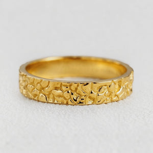 Genevieve‘s Bedrock | Stone Textured Wedding Band Duo