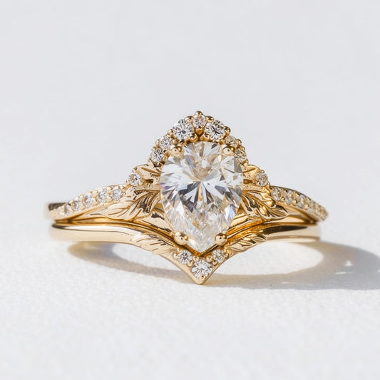 Victoria’s Griffin | Vintage Diamond Halo & Leaf Bridal Set 2pcs.